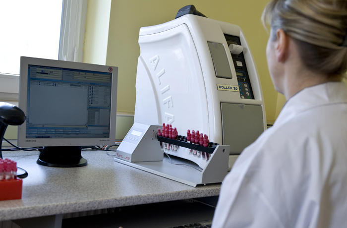 Zakład Diagnostyki Laboratoryjnej i Mikrobiologii zdj 3